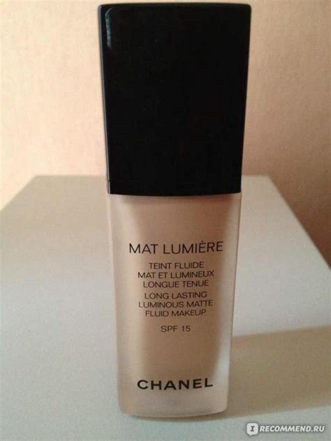 Тональный крем Chanel Mat Lumiere 